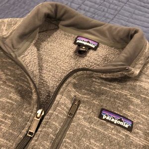Patagonia quarter zip fleece